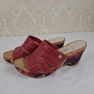 Dana Buchman Size 6M Billy Sandals Red Woven Braided Straps Cork Sole NWOT
